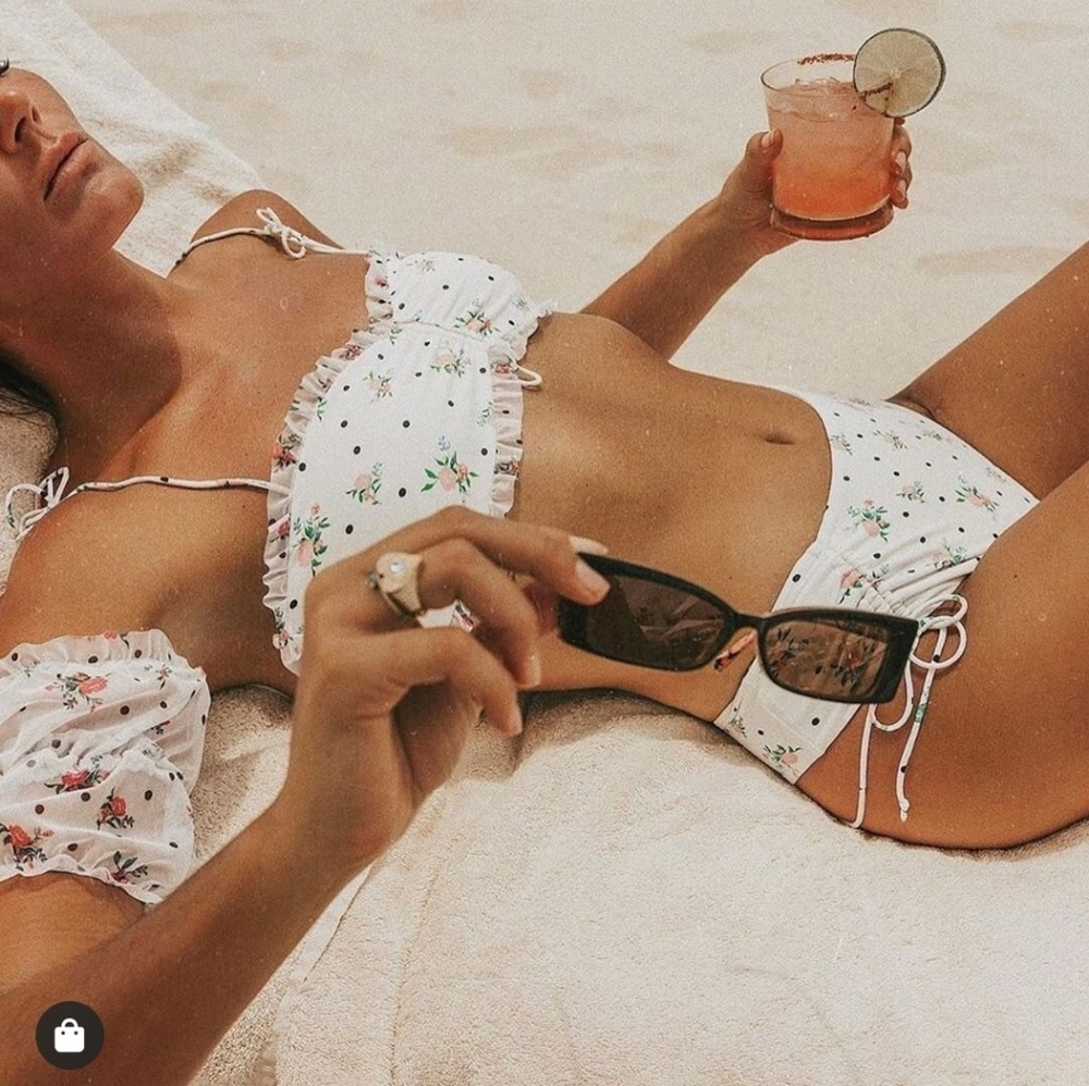 FULL SET🍋for love and lemons the Cindy swimsuit - Picture 2 of 12